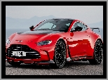 Aston Martin V12 Vantage, Czerwony